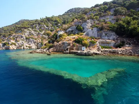 Batik Sehir Kekova