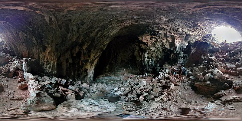 Skotino Cave