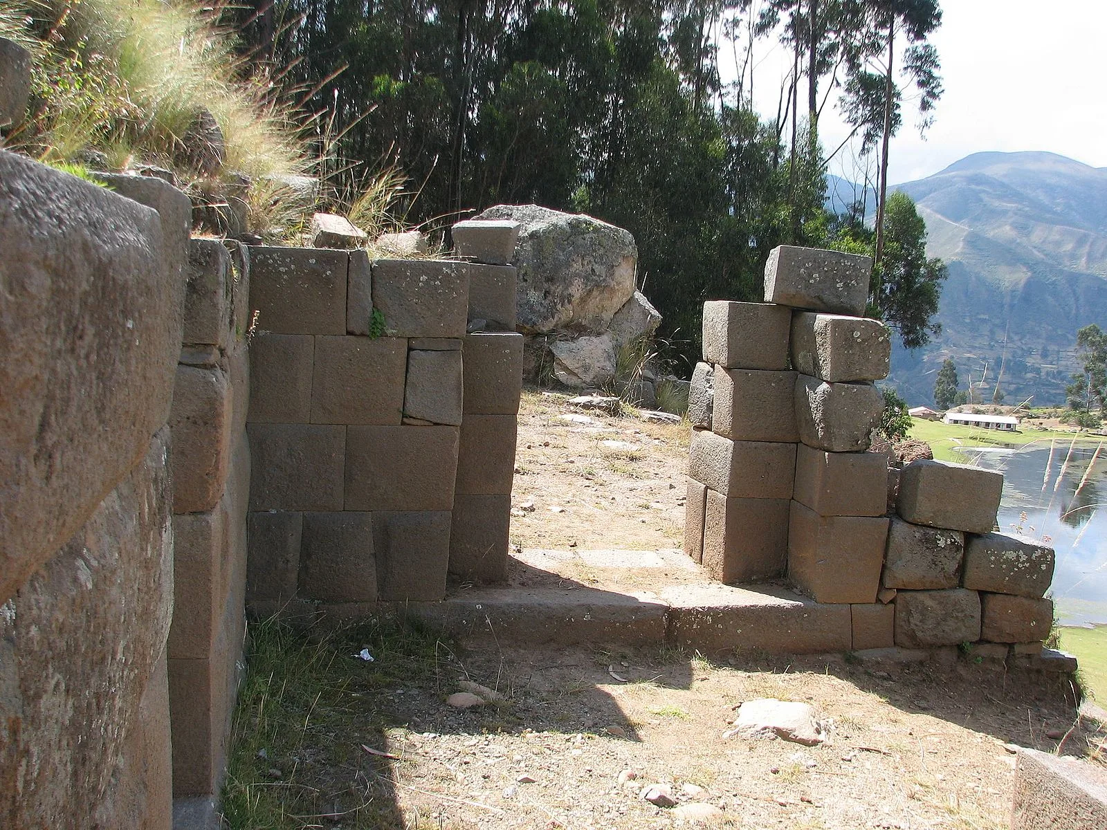 Inti Watana, Ayacucho