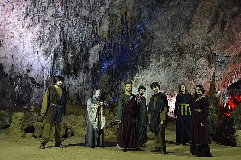 Pertosa Caves