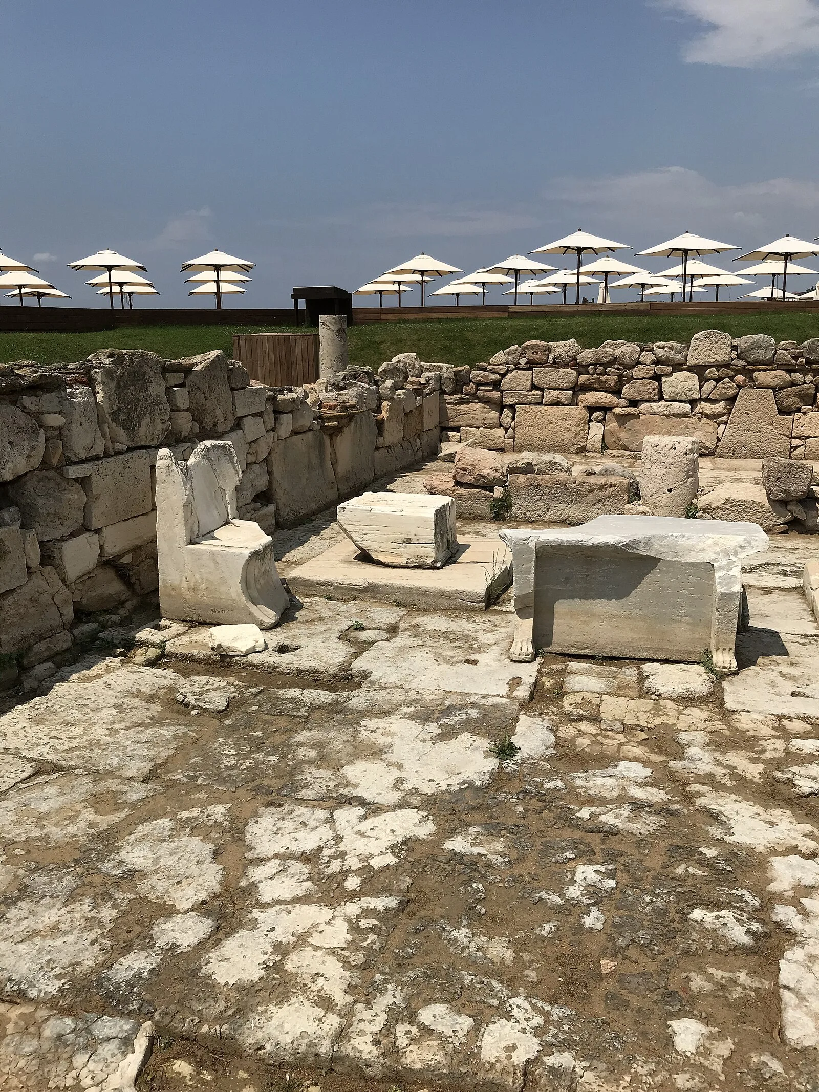 Temple of Apollo Zoster