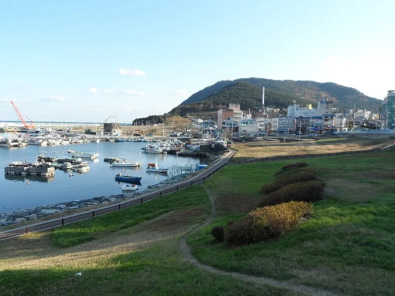 Shell Mound in Dongsam-dong, Busan