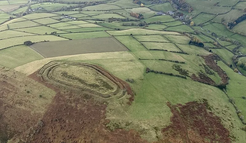 Caer Caradoc - Chapel Lawn