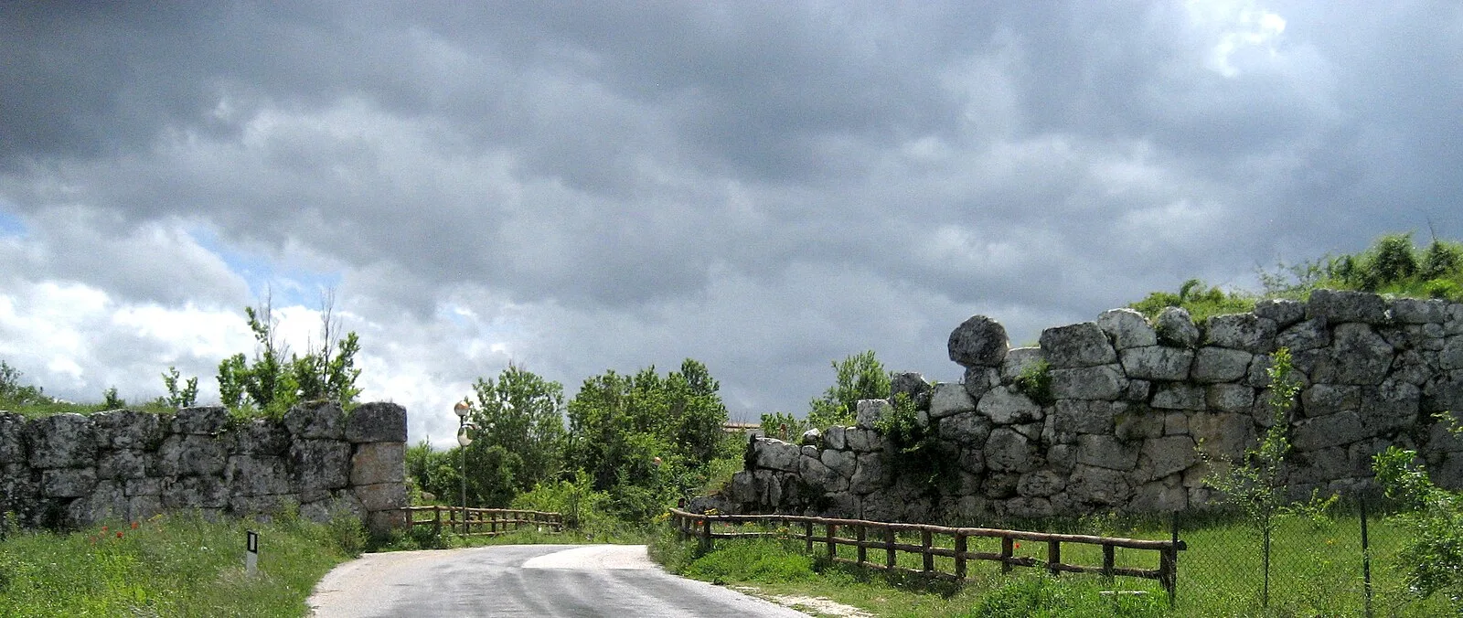Amphitheatre Alba Fucens