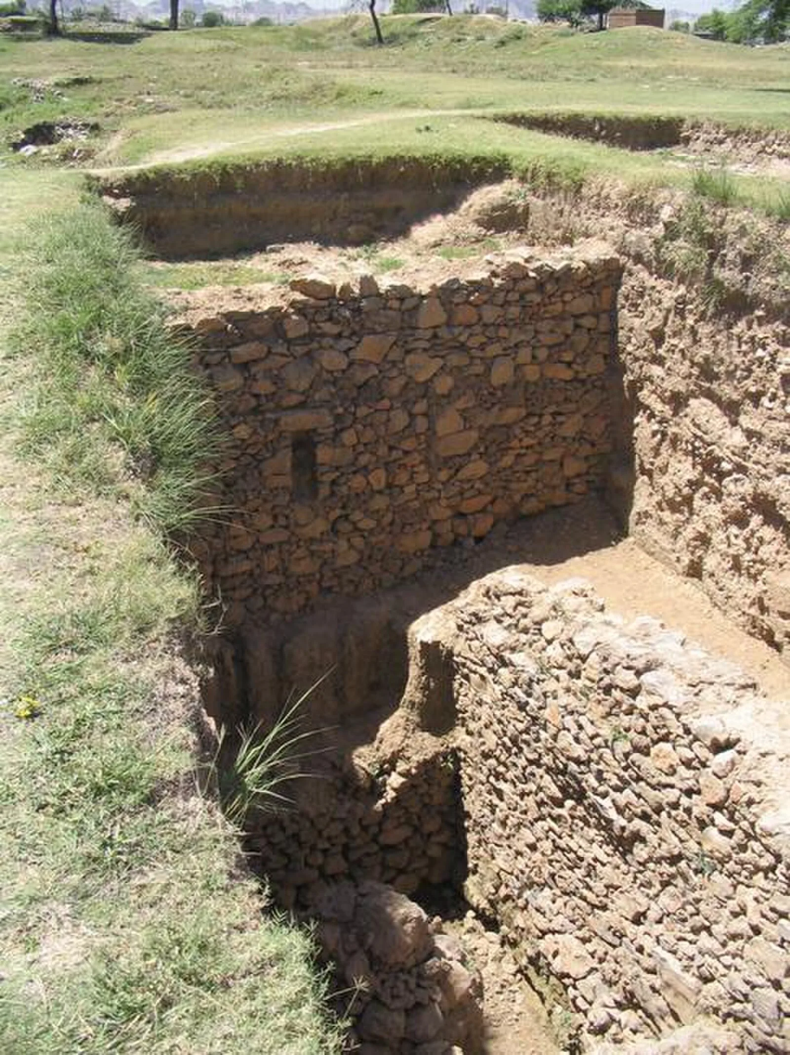 Bhir Mound