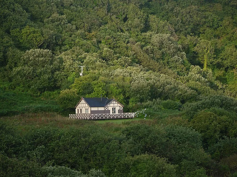 Peppercombe Castle