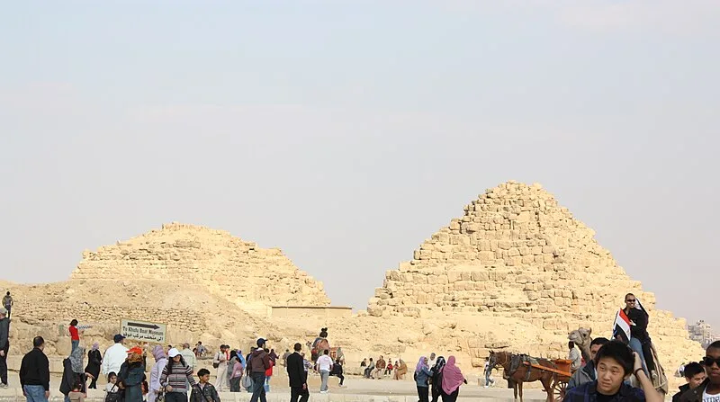 Pyramid G1-b