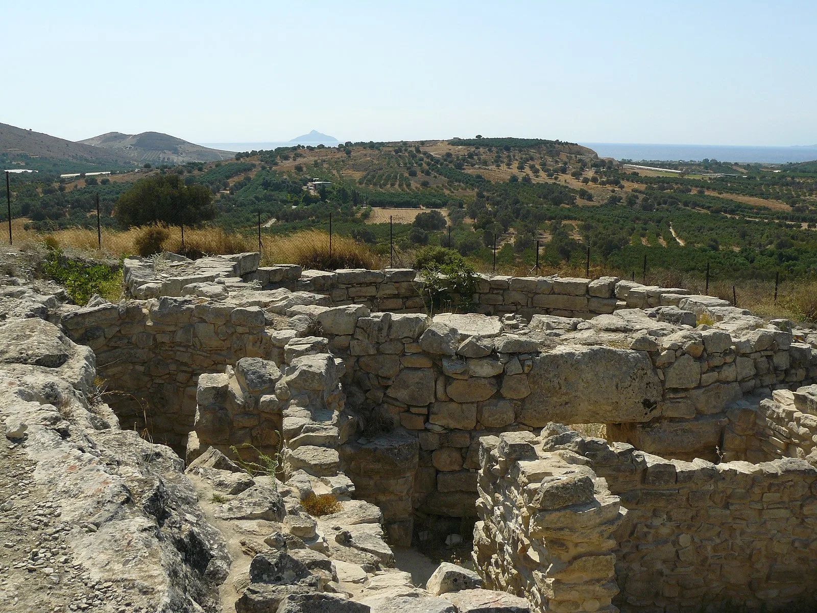 Kamilari