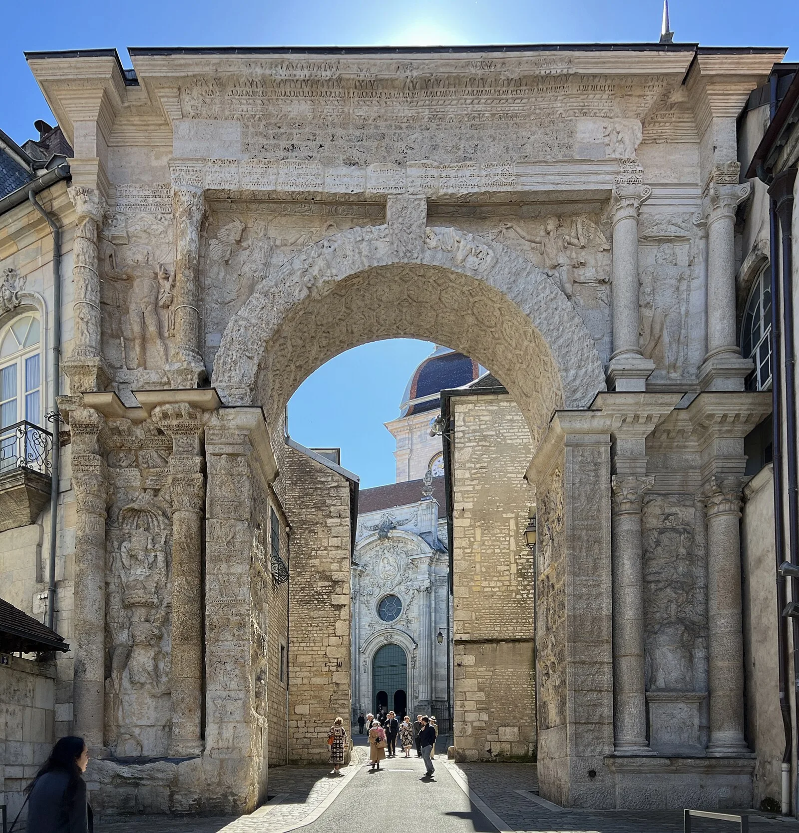Porte Noire