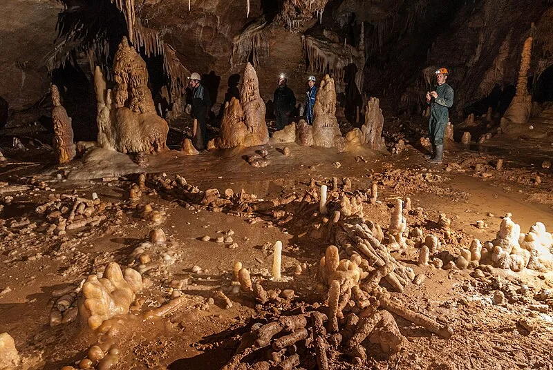 Bruniquel Cave
