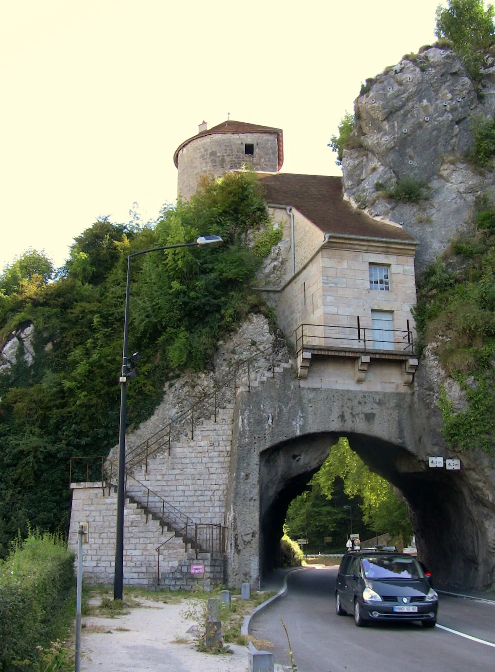Porte Taillée