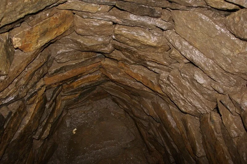 Mine Howe