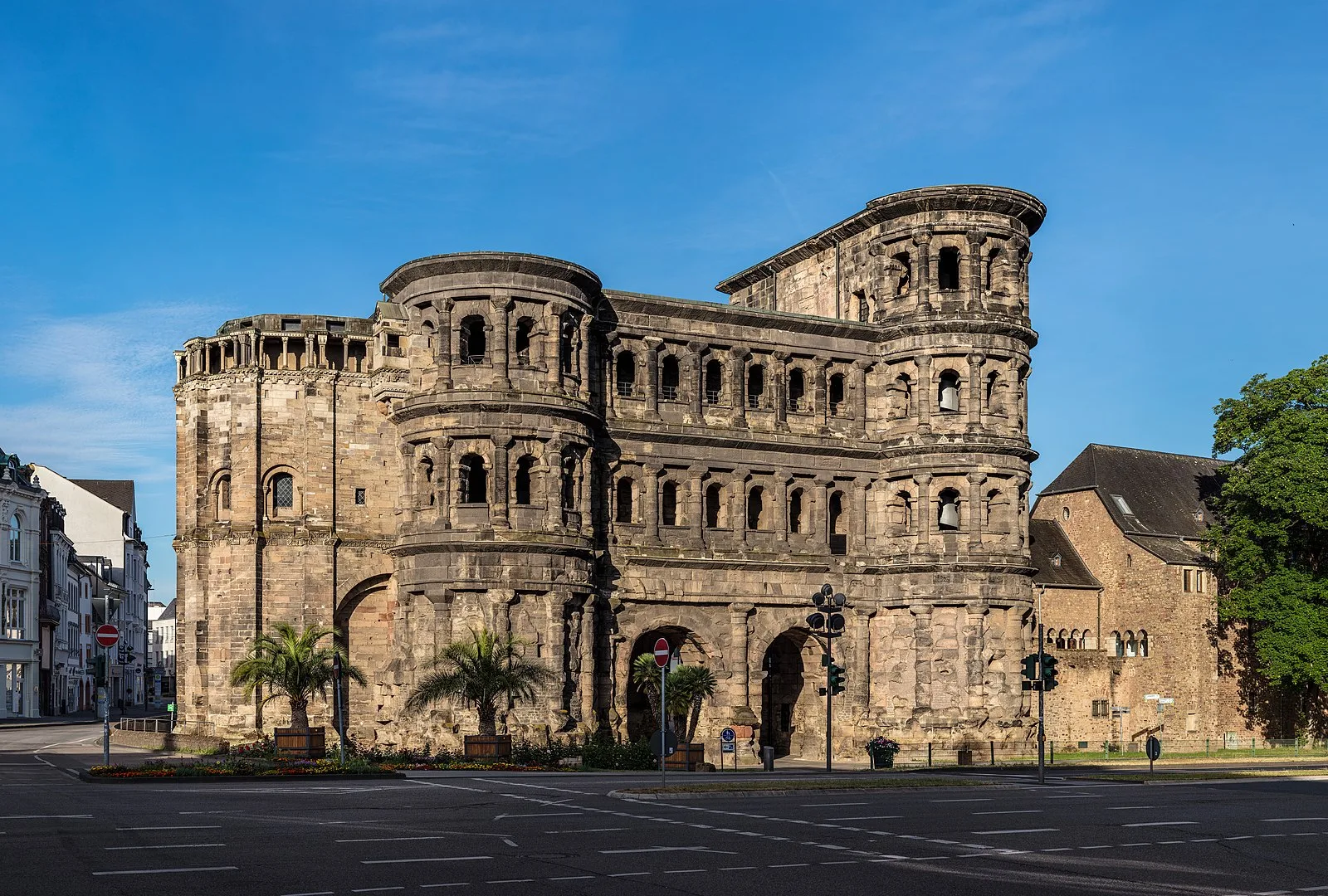 Porta Nigra
