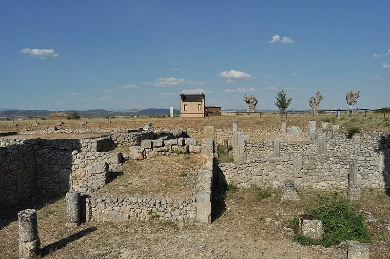 Clunia