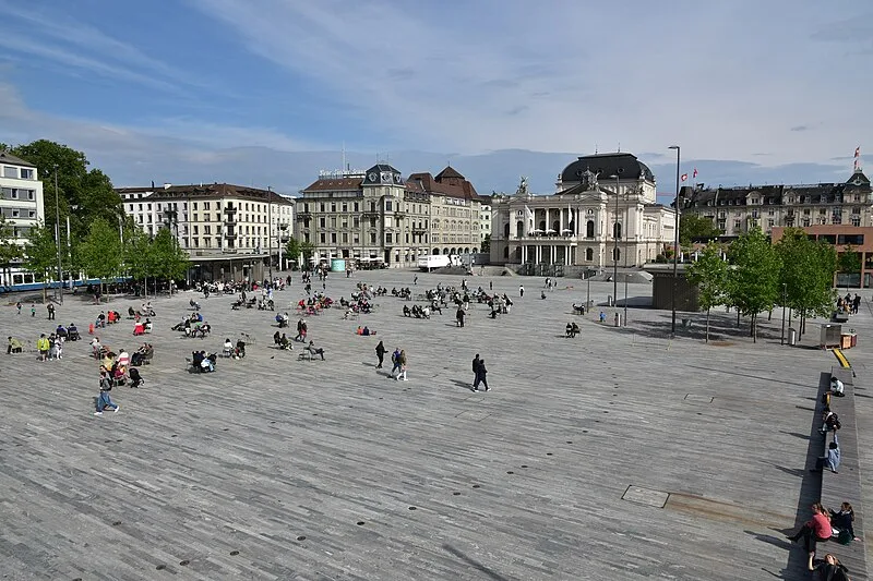 Sechseläutenplatz, Zürich