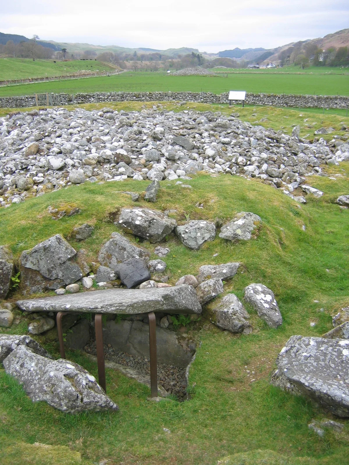 Nether Largie Mid Cairn, Kilmartin Glen