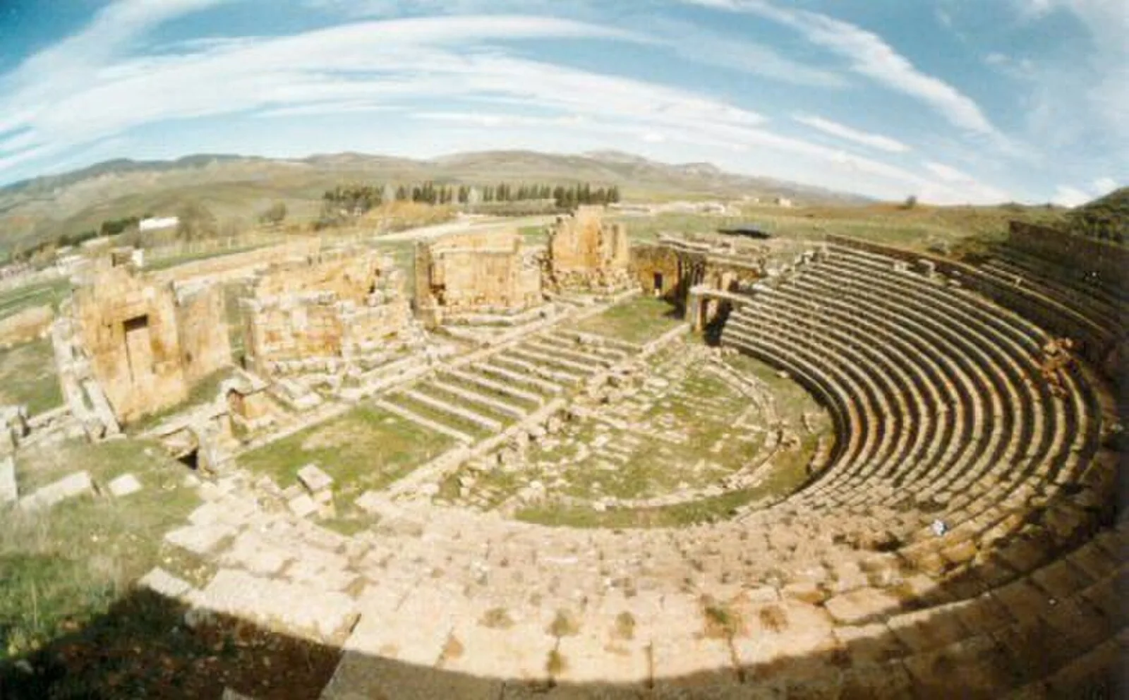 Théâtre Romain Khmissa (Ancient Thubursicum, Roman Theatre)