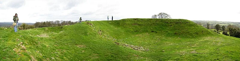 Dowth