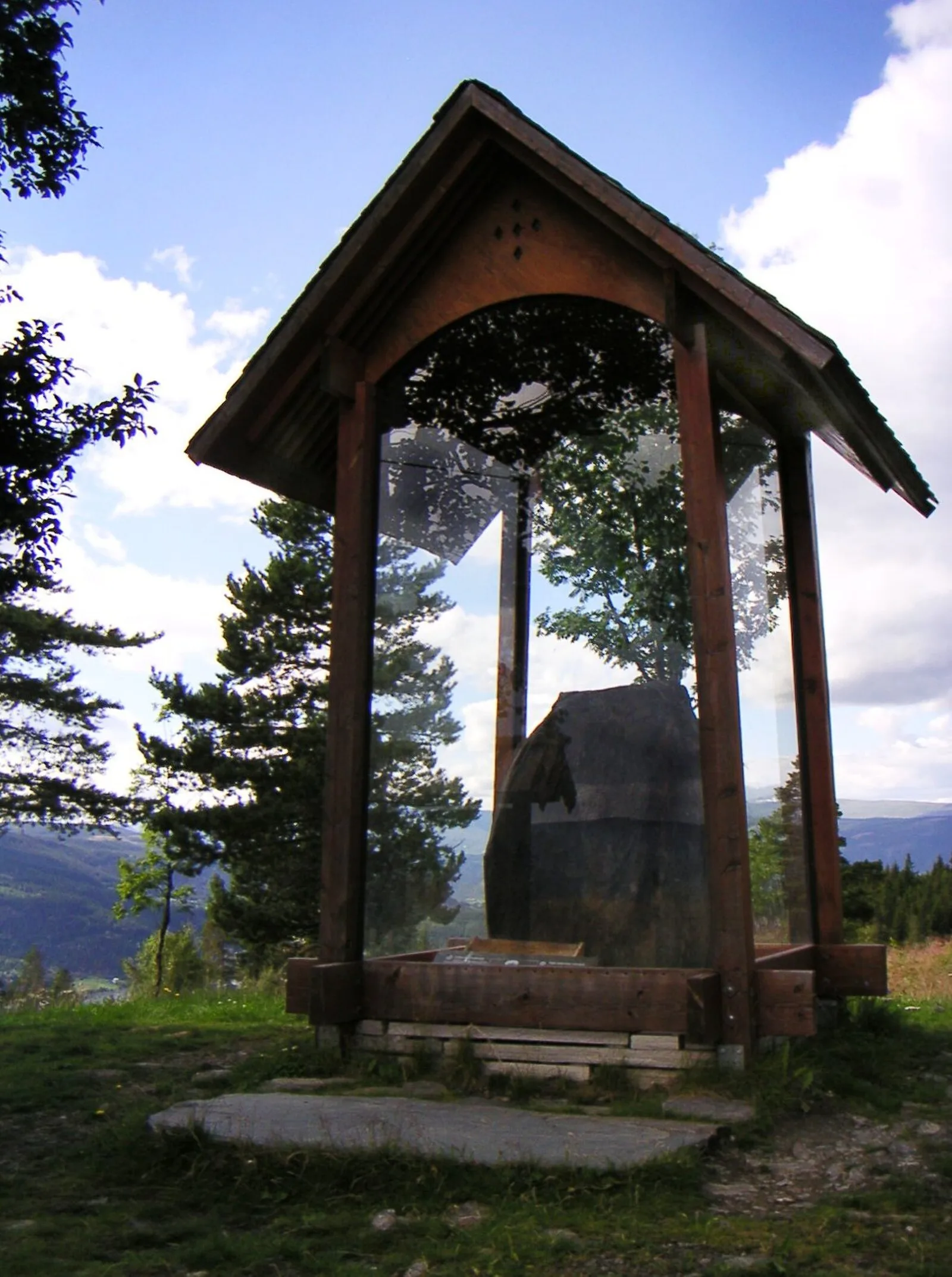 Einang Stone