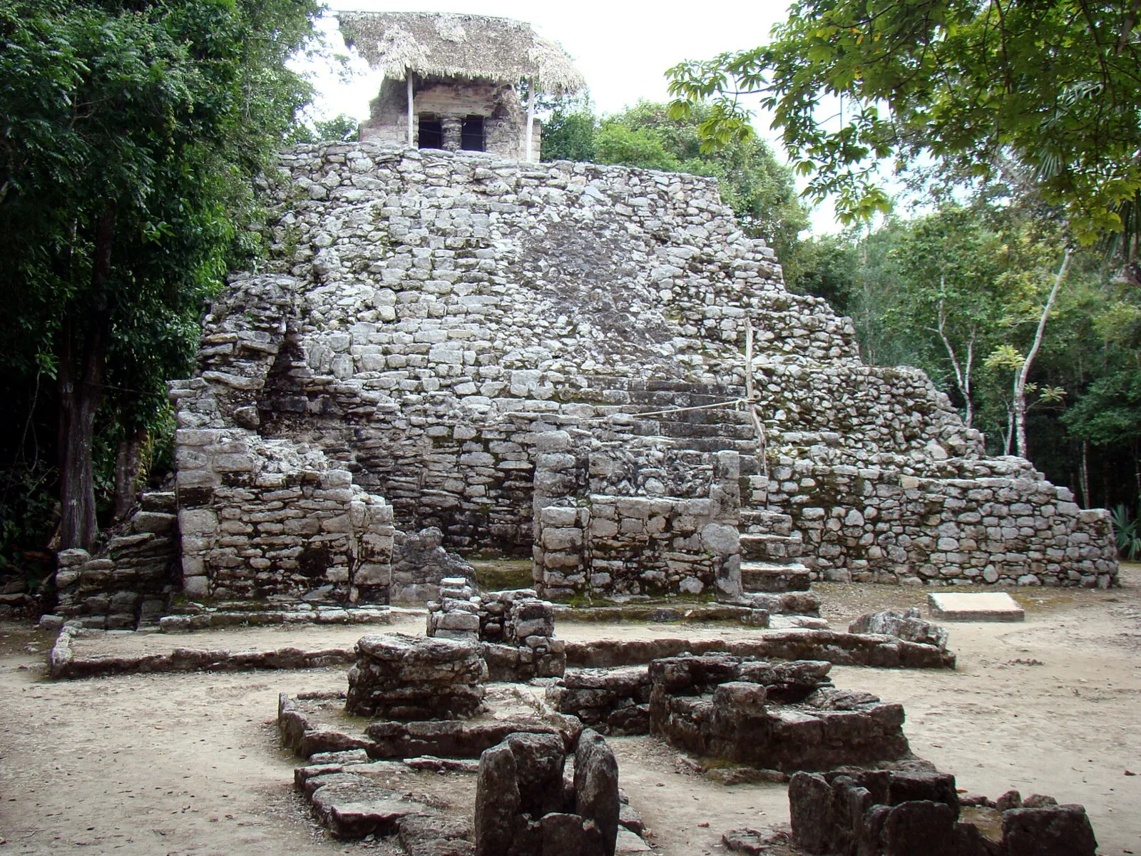 Cobá