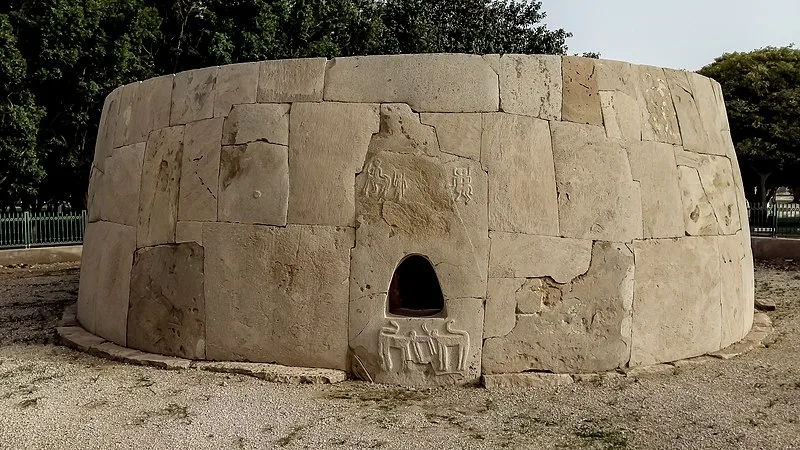 Hili Archaeological park