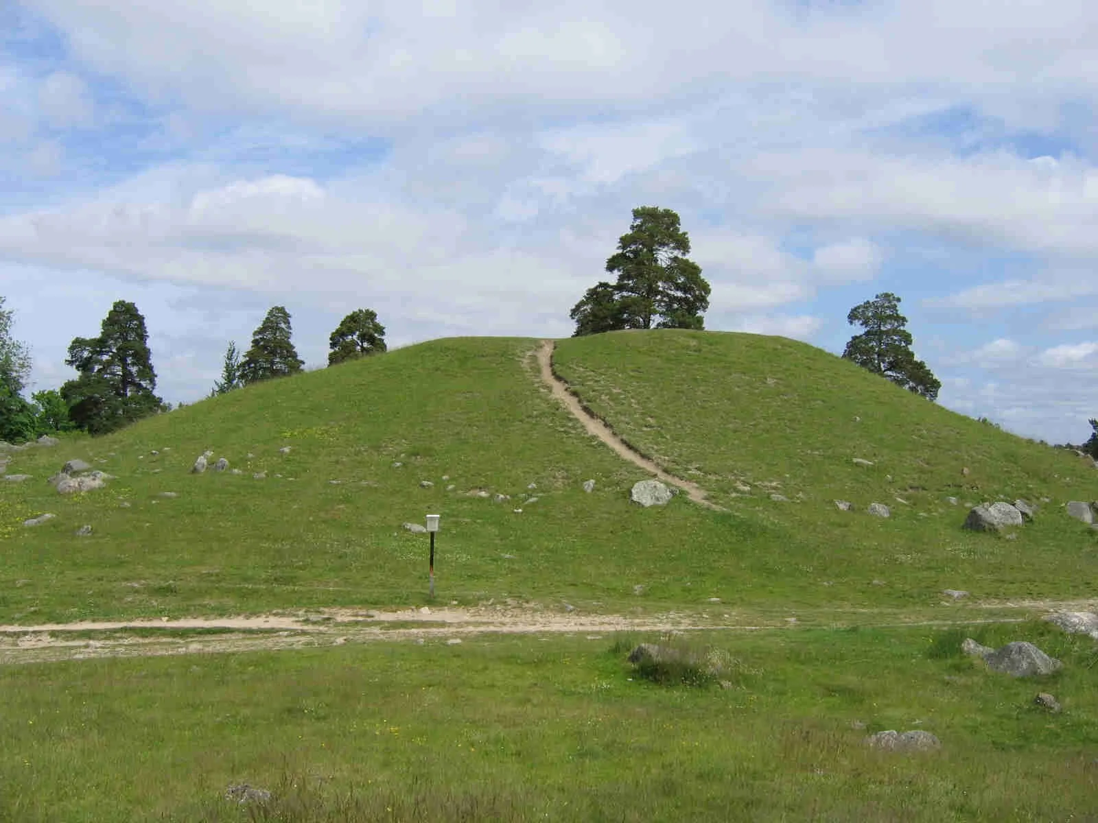 Håga Mound