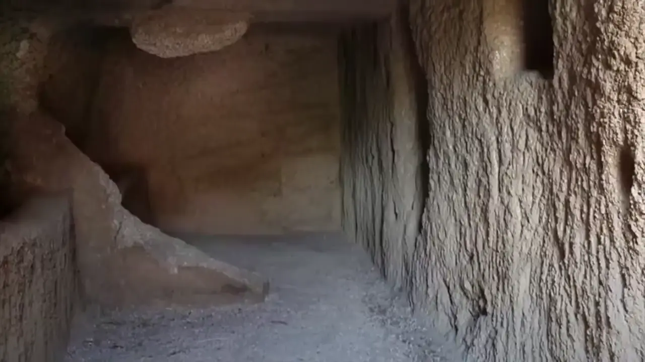 UNSOLVED MYSTERY: The Unknown Origins of the Guyaju Caves in China