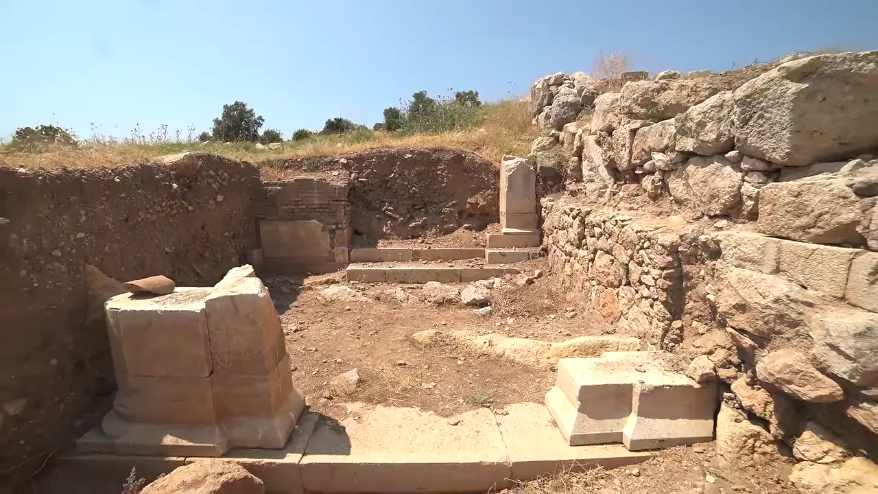 This Ancient Civilization Is So Strange Nobody Understands It