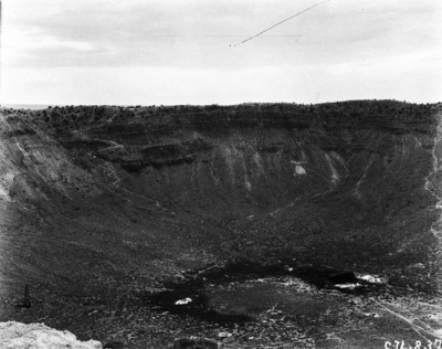 Der Barringer-Krater (Transkontinentalexkursion der American Geographical Society durch die USA 1912)