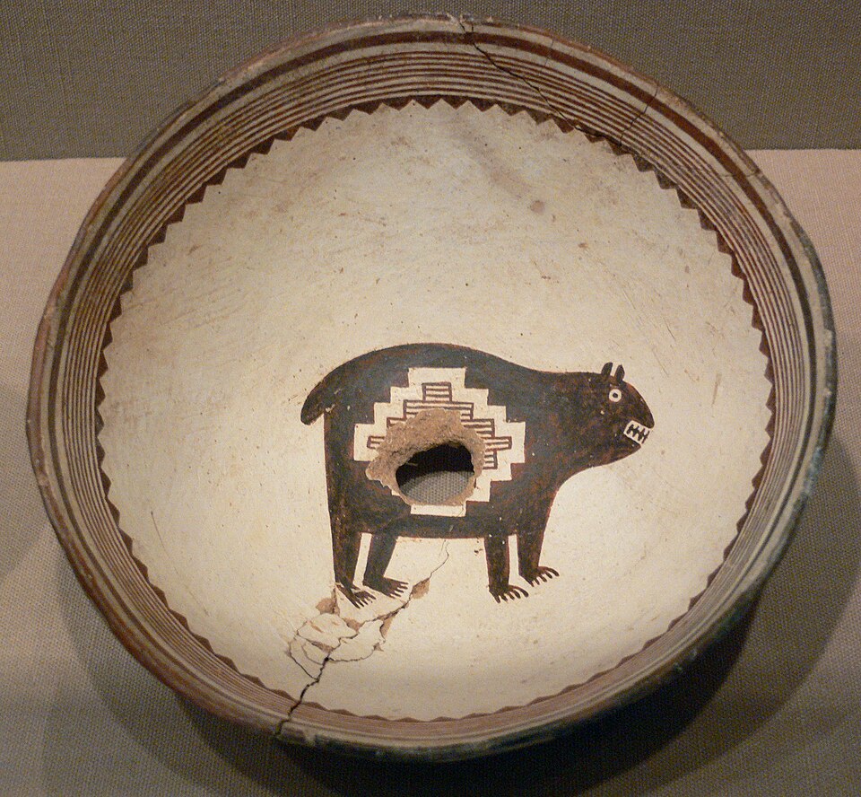 Mimbres Bowl with bear DMA 1990-216-FA