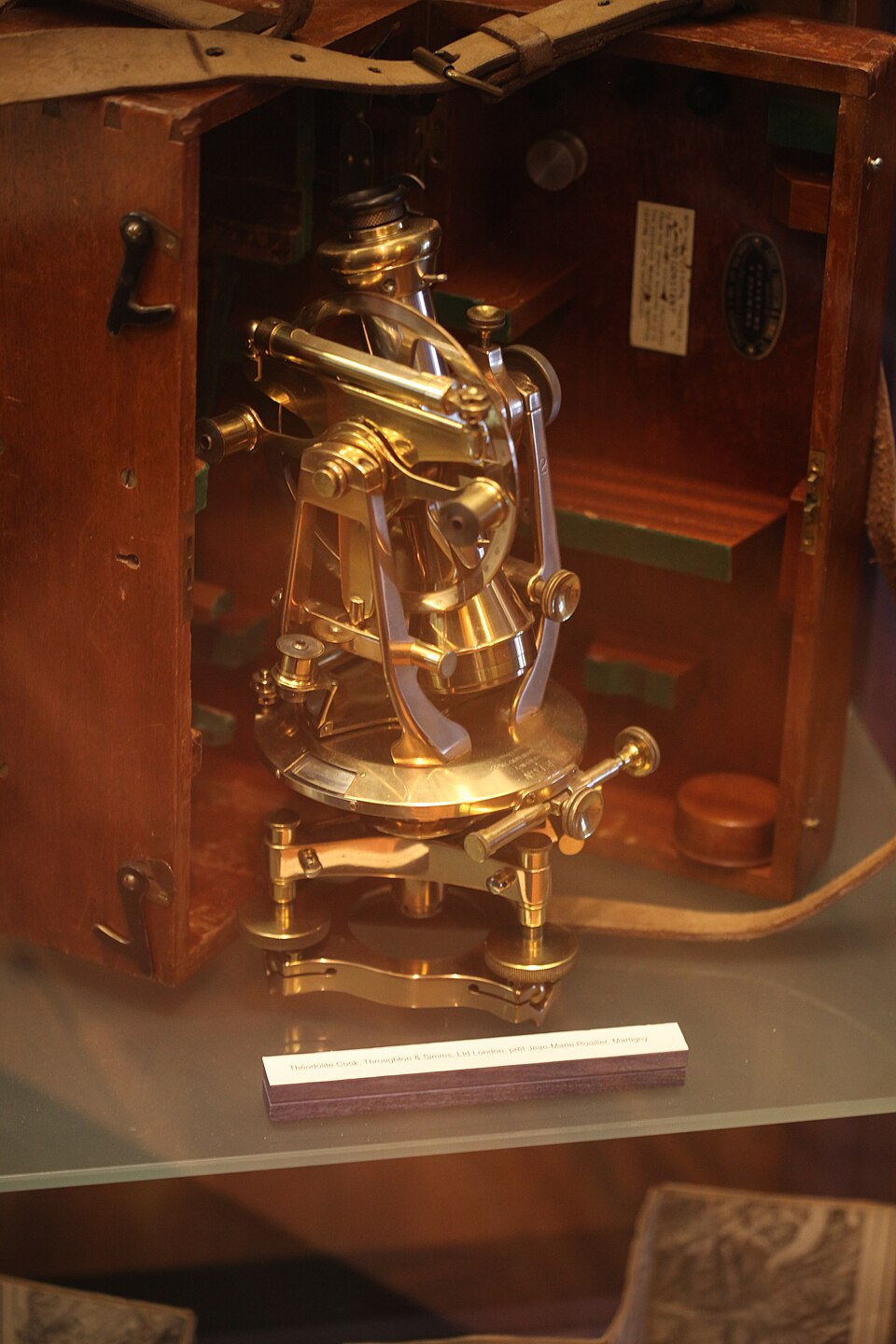 gallery:c104feb8|verified:yes|Theodolite IMG 5065