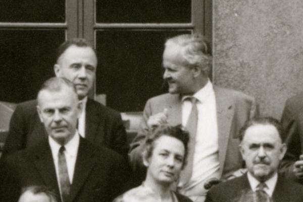 Wheeler Weizsäcker Strömgren Rozental 1963
