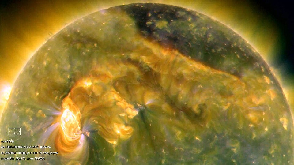 gallery:24b82de5|verified:no|Coronal Mass Ejection Headed for Earth?