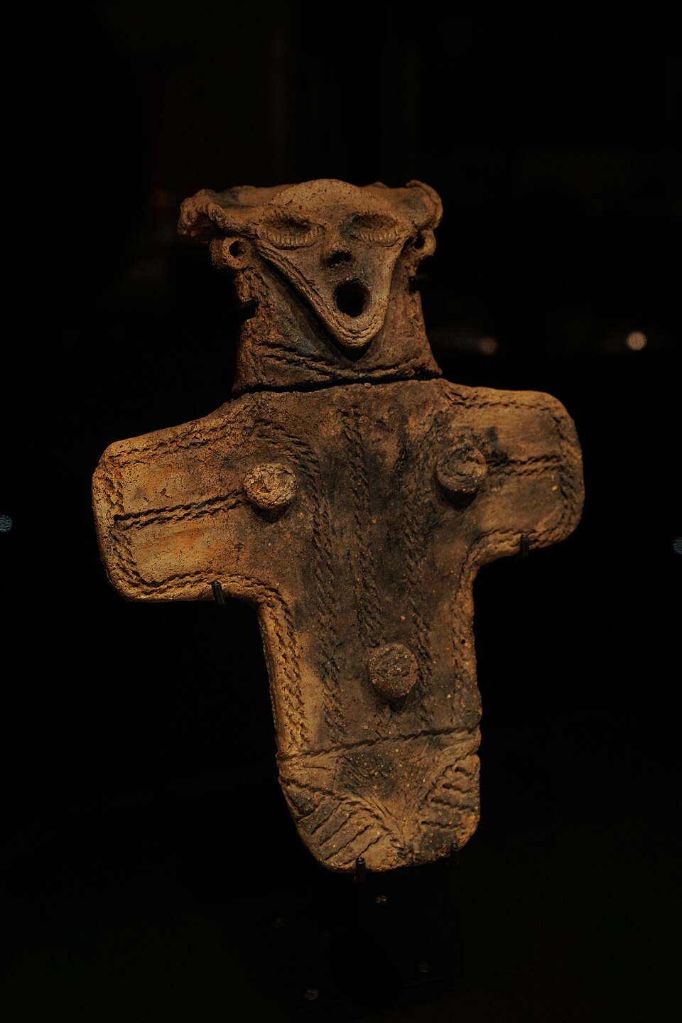 Cross-shaped dogu in Sanmaru Museum